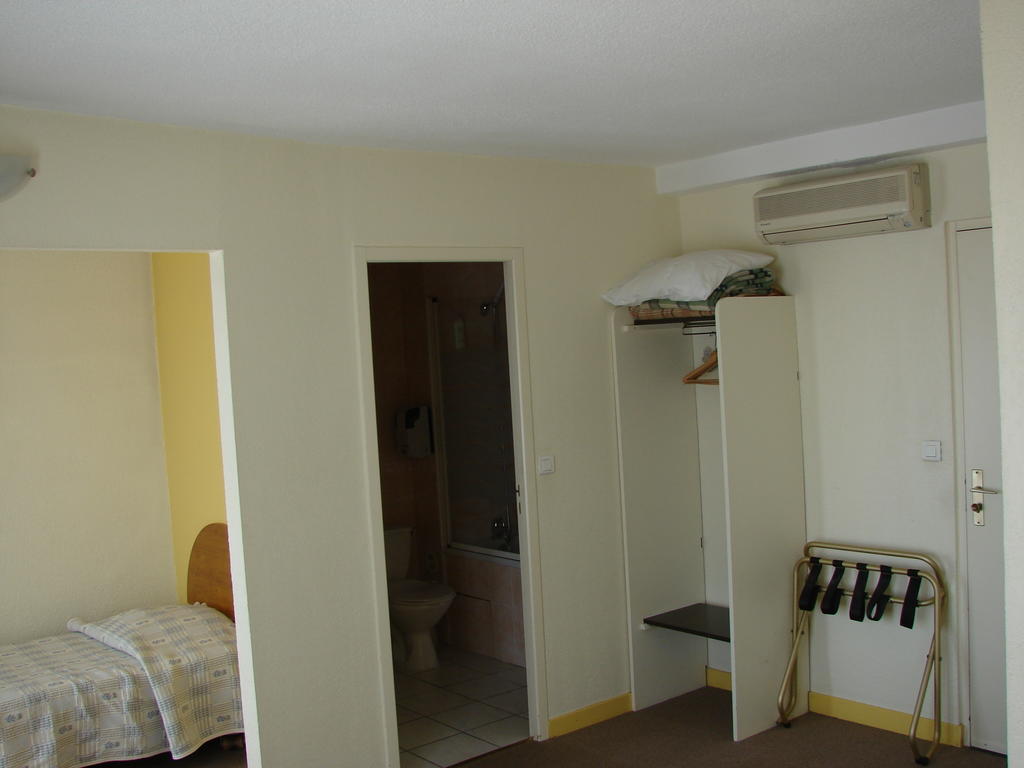 Hotel De Paris Et Des Voyageurs Valence (Drome)